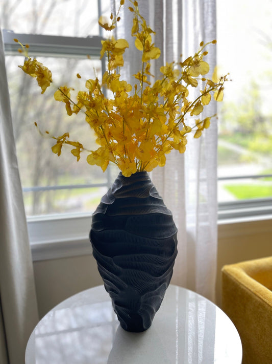 Resin Geometric Vase - Glitzy Glam Home Decor